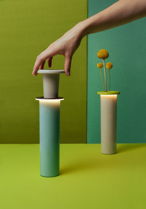 Bouquet bouquet vase lamp light blue white green - ambient