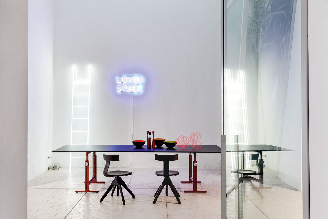 Brut brut trestles red black - ambient