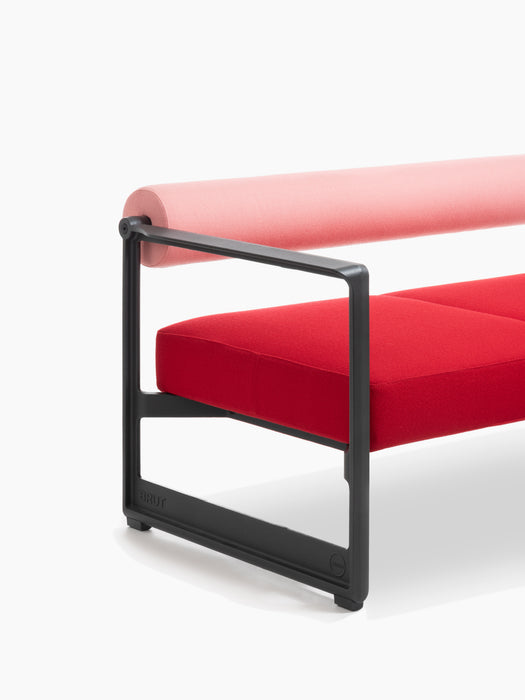 Brut brut 2seater anthracite kvadrat vidar - studio