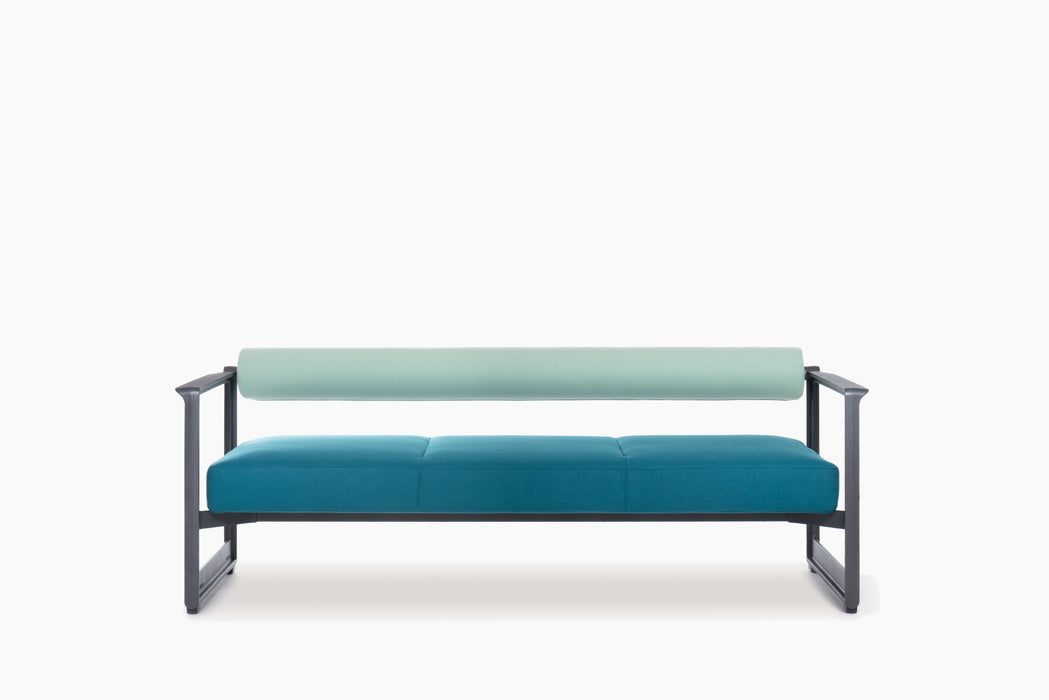 Brut brut 3seater anthracite kvadrat hero - studio