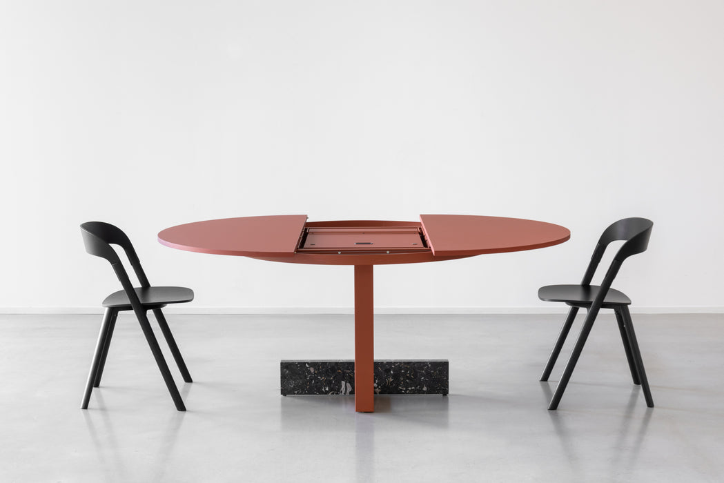 Pied-à-terre pied terre brick red black portoro - ambient