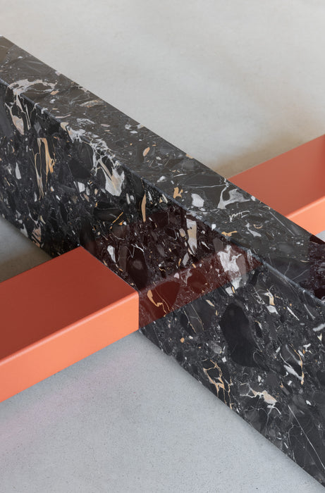 Pied-à-terre pied terre brick red black portoro - ambient