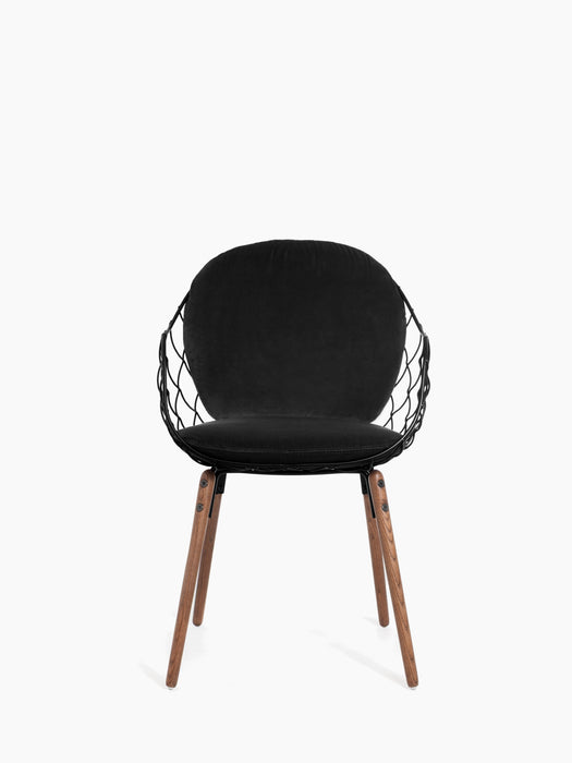 Piña pina ash stained walnut black velvet - studio