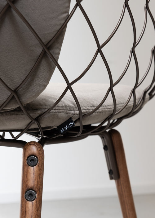 Piña pina ash stained walnut bronze velvet - ambient