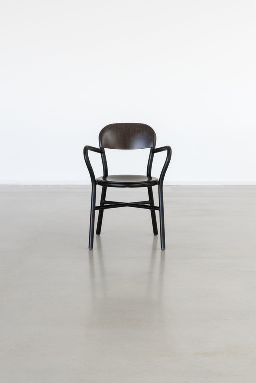 Pipe pipe black dark beech - ambient