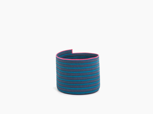 South south basket blue light - studio
