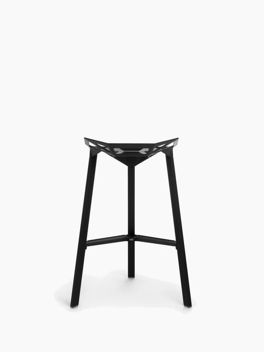 Stool_One one black - studio