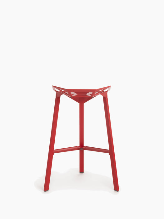 Stool_One one red - studio