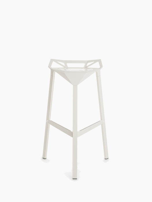 Stool_One one white - studio