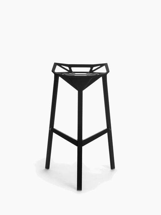 Stool_One one black - studio