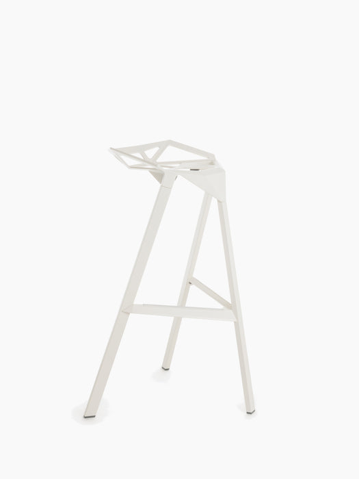 Stool_One one white - studio