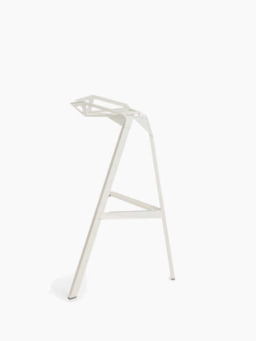 Stool_One one white - studio