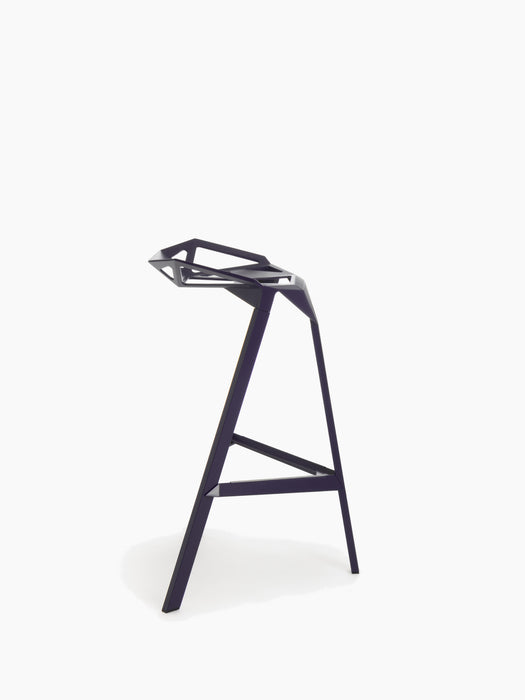 Stool_One one purple - studio