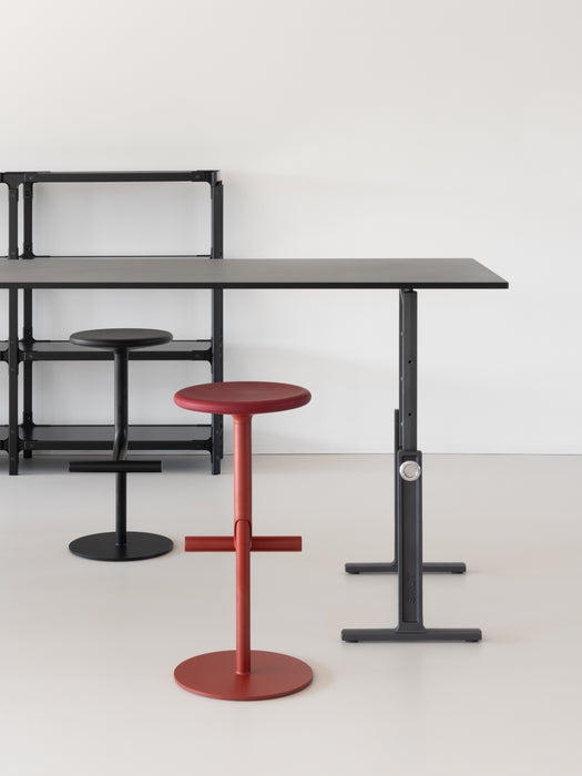 Tibu tibu red bordeaux black brut trestle - ambient