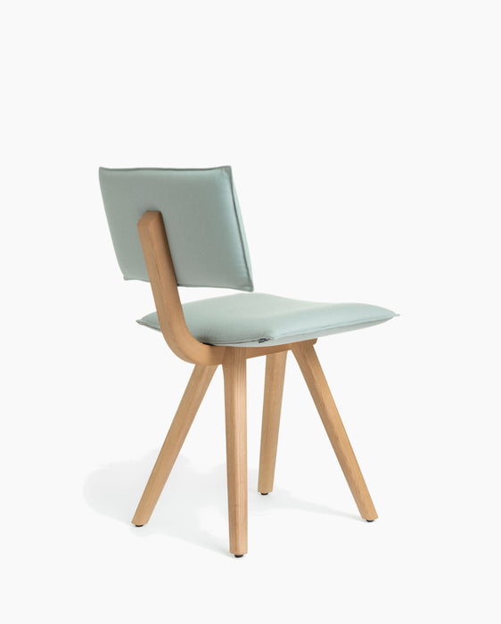 Trave trave oak tinted ash kvadrat reflect - studio