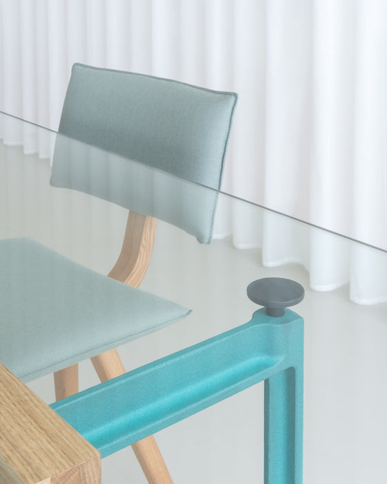 Trave trave oak tinted ash kvadrat reflect brut green clear glass - ambient