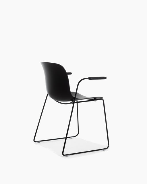 Troy troy sledge with arms black polypropylene - studio
