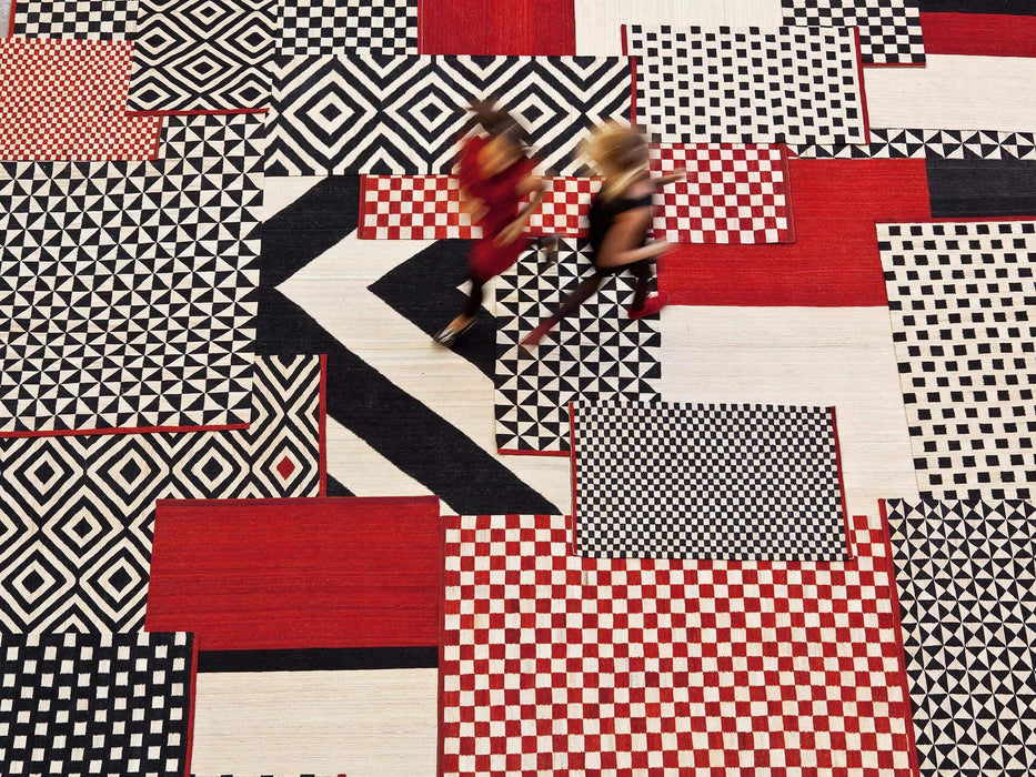 Mélange Pattern 5 Runner S in interior setting - nanimarquina