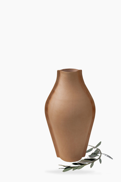 T.H - vegetable-tanned leather - Luvaton