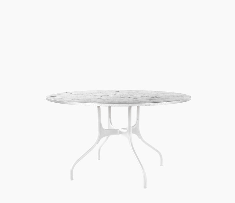 Milà Table 02